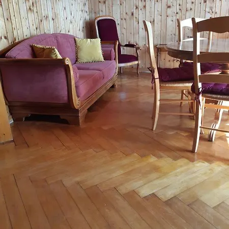 Tatil Evi La Petite Maison Horlogere Jacuzzi & Sauna *
